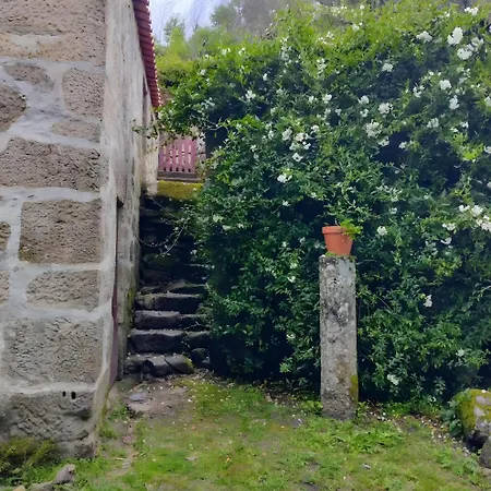 Nyaraló Casa Da Azenha *